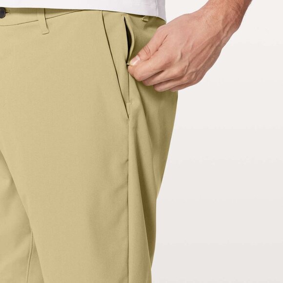 Lululemon Commission Short Relaxed Warpstreme 11" Tofino Sand 34 - Picture 5 of 9